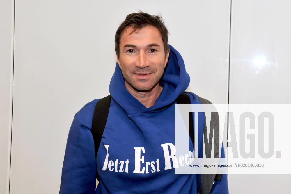 RTL - Dschungelcamp 2023. Lucas Cordalis anläßlich der Ankunft der Kandidaten der RTL - Sendung Ich bin ein Star - holt mich hier raus vom Dschungel-Camp 2023 in Australien am 01.02.2023 auf dem Flughafen Frankfurt Main. 20230201MWI57071