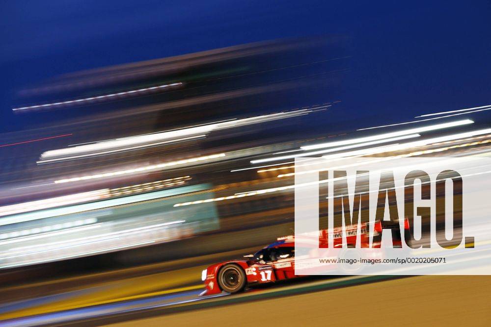 Motorsports: FIA WEC 2015: 24 Heures du Mans, Porsche 919 Hybrid, Porsche Team: Timo Bernhard, Mark Webber, Brendon Hartley ZWEIx