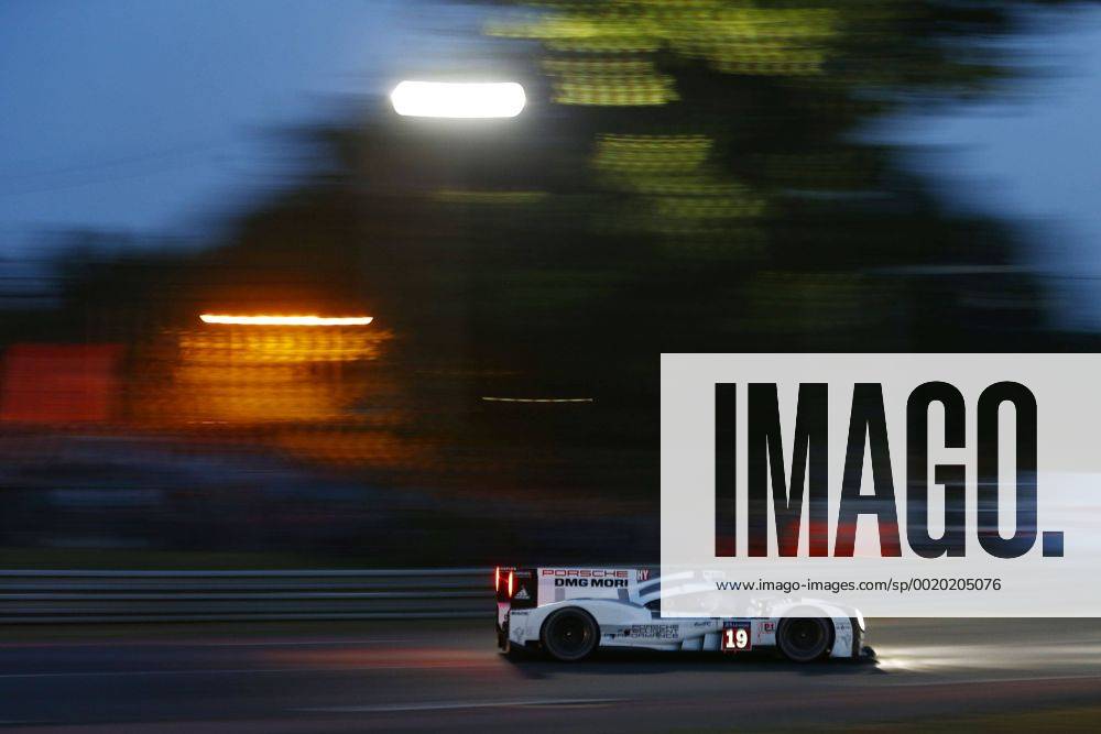 Motorsports: FIA WEC 2015: 24 Heures du Mans, Porsche 919 Hybrid, Porsche Team: Nico Huelkenberg, Earl Bamber, Nick Tandy ZWEIx
