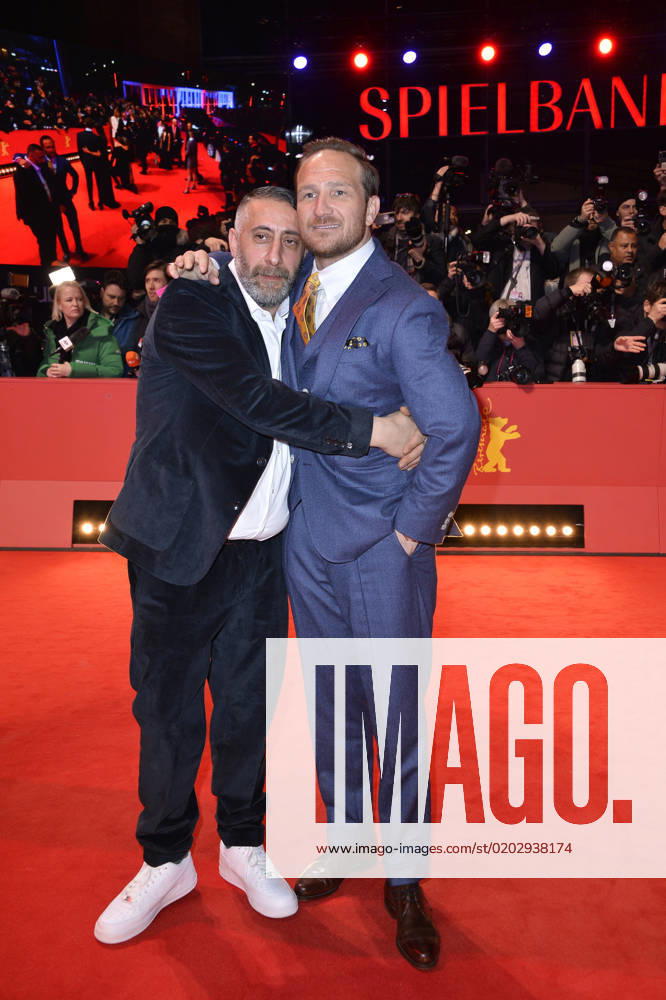 Kida Khodr Ramadan und Frederick Lau bei der Eroeffnungs Premiere She Came to Me in Berlin 16.02.2023