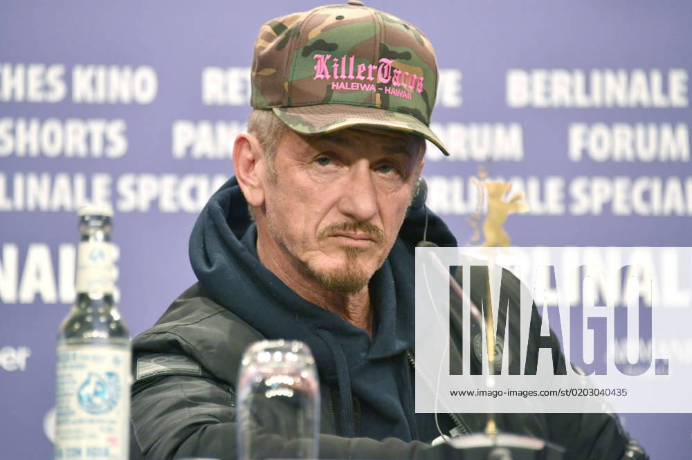 Sean Penn bei der Pressekonferenz zum Dokumentarfilm Superpower auf der Berlinale 2023 73. Internationale Filmfestspiele Berlin im Hotel Grand Hyatt. Berlin