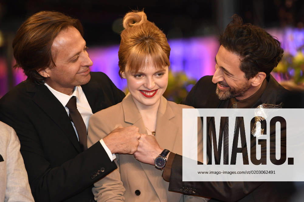 Bilder des Jahres 2023, Entertainment 02 Februar Entertainment Themen der Woche KW07 John Trengove, Odessa Young und Adrien Brody bei der Premiere des Kinofilms Manodrome auf der Berlinale 2023 73. Internationale Filmfestspiele Berlin im Berlinale Palast. Berlin