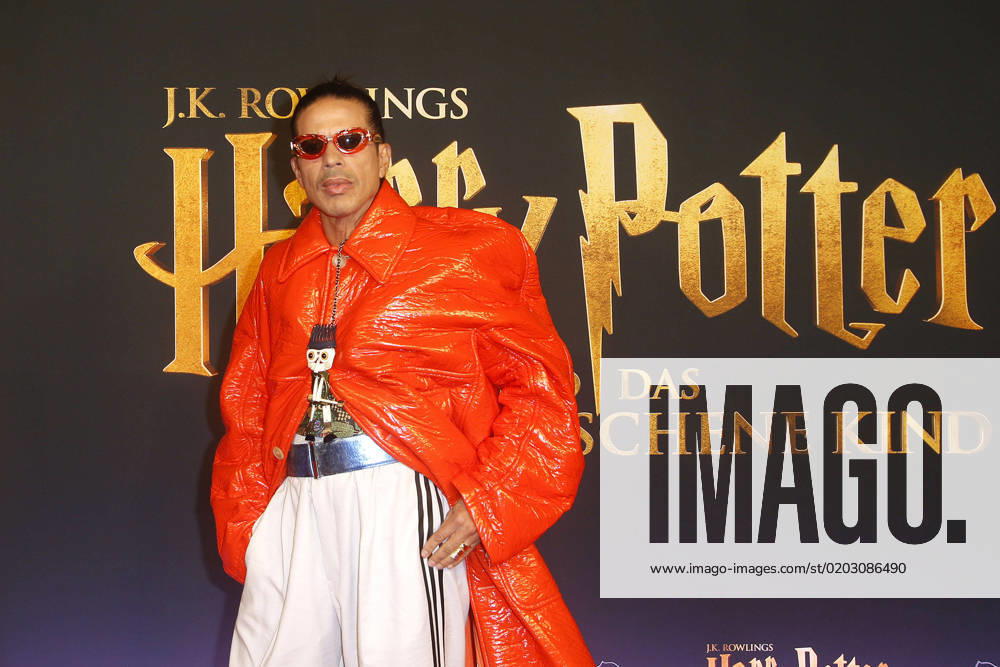 Bilder des Jahres 2023, Entertainment 02 Februar Entertainment Themen der Woche KW07 Jorge Gonzalez bei der -Harry Potter und das verwunschene Kind- Neuinszenierung Musical Premiere am 19.02.2023 in Hamburg Harry Potter Musical Premiere in Hamburg