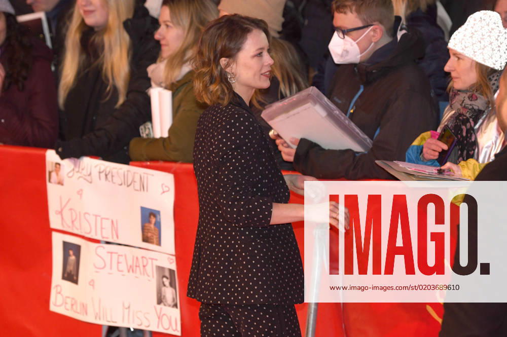 Paula Beer bei der Closing Ceremony mit Preisverleihung auf der Berlinale 2023 73. Internationale Filmfestspiele Berlin im Berlinale Palast. Berlin