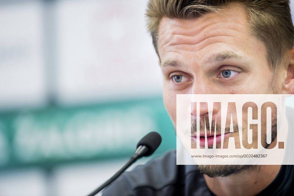 Vilnius, Litauen - 150720 Malmö FFs Markus Rosenberg under en presskonferens inför kvalet till Champions League den 20 juli 2015 i Vilnius. .Foto: LUDVIG THUNMAN BILDBYRAN kod LT 35106 News - July 20, 2015 - ZUMAb138