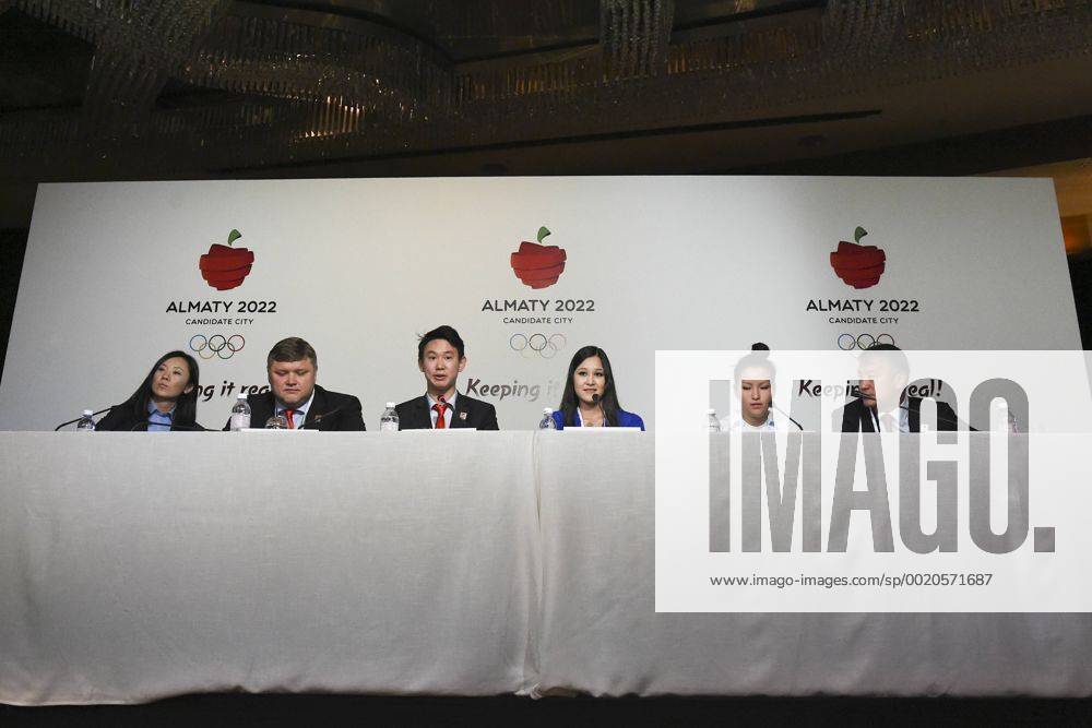 (CHINA OUT) Almaty 2022 Winter Olympics candidate city vice-chairman Andrey Kryukov (2nd L), Sochi 2014 Figure skating Eiskunstlauf bronze medalist Denis Ten (3rd L), Innsbruck 2012 youth olympian Karina Uzurova (3rd R) and Sochi 2014 paralympic athlete Zhanyl Baltabayeva (2nd R) attend the Almaty Bid Committee press briefing prior to the 128th IOC Session on July 29, 2015 in Kuala Lumpur, Malaysia. CFP470917812