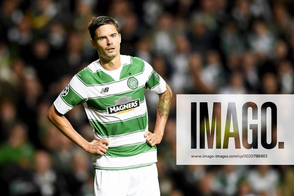 Aug. 19, 2015 - Glasgow, Skottland - 150819 Celtics Mikael Lustig under fotbollsmatchen mellan Celtic och Malmö FF i kvalet till Champions League den 19 augusti 2015 i Glasgow..Foto: News - Aug. 19, 2015 - ZUMAb138