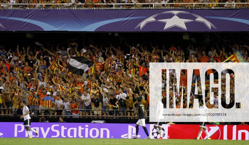 First leg of Champions League playoff Quali match between FC Valencia and AS Monaco at the Mestalla stadium. In this picture, Valencia fans celebrate a goal. xAMPAROxSIMOx