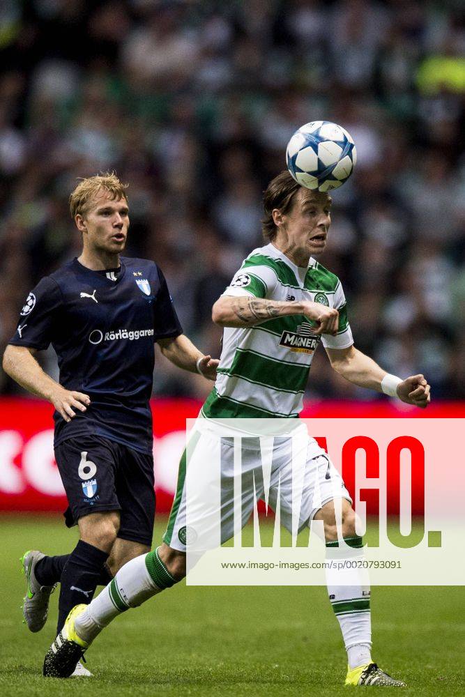 Aug. 19, 2015 - Glasgow, Skottland - 150819 Malmö FFs Oscar Lewicki och Celtics Stefan Johansen under fotbollsmatchen mellan Celtic och Malmö FF i kvalet till Champions League den 19 augusti 2015 i Glasgow..Foto: News - Aug. 19, 2015 - ZUMAb138