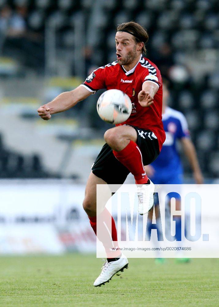 Aspach Fußball SG Sonnenhof Großaspach vs. FC Rot-Weiß Erfurt, Timo Röttger (Großaspach)