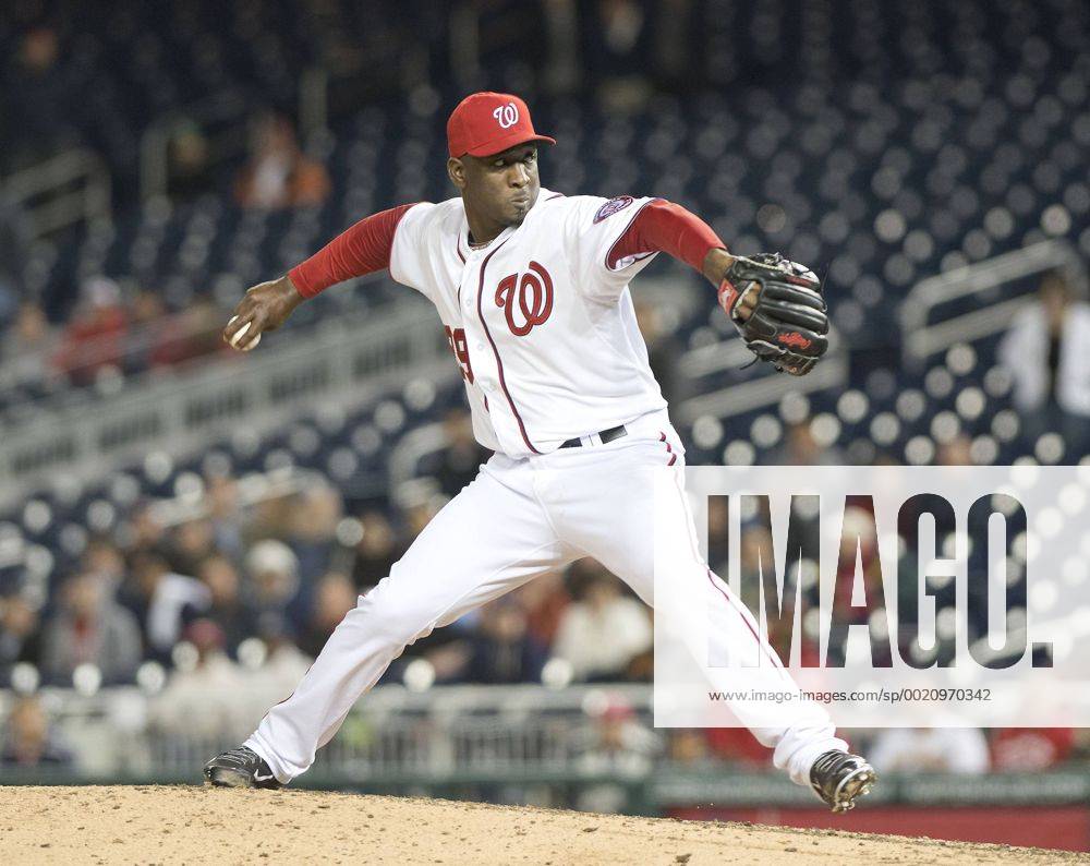 Washington, District Of Columbia, U.S - Miami Marlins against the Washington Nationals pitcher Rafael Soriano (29) works in the ninth inning against the Florida Marlins at Nationals Park in Washington, D.C. on Wednesday, April 9, 2014. The Nationals won the game 10 - 7. MLB Baseball Herren USA 2014 - Marlins Beat Nationals 7-1 - ZUMAp124