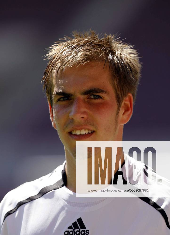 Philipp Lahm (Deutschland) Fußball WM Herren Nationalmannschaft 2006, Nationalteam, Vorbereitung, Trainingslager, Training Porträt Genf