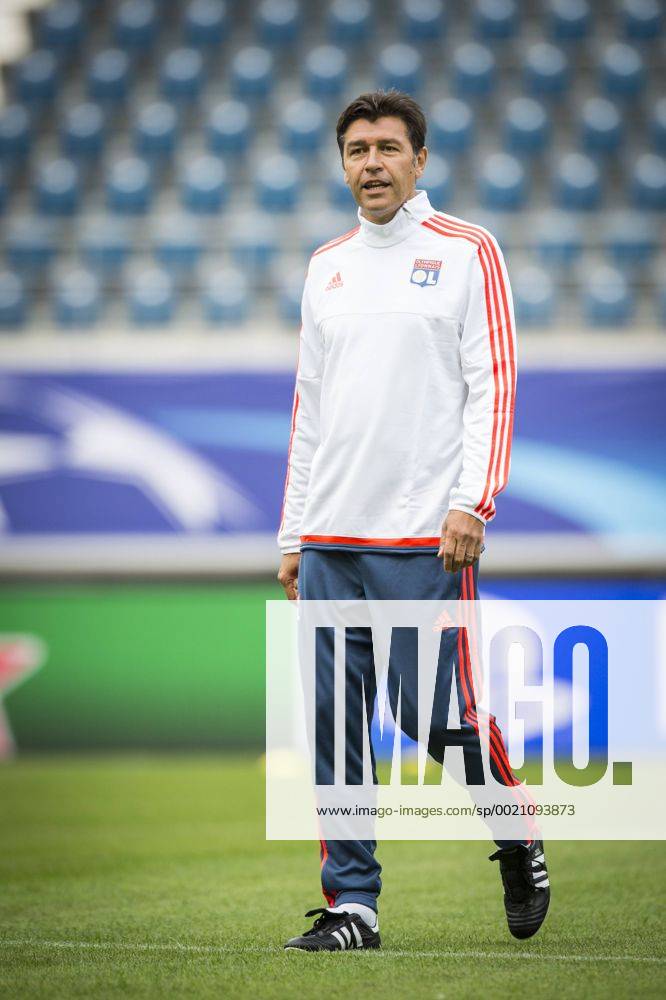 - GENT, BELGIUM: Lyon s head coach Hubert Fournier pictured during a training of Olympique Lyon, in Ghelamco Arena stadium in Gent, Tuesday 15 September 2015. Tomorrow French Olympique Lyon will play the first game in the group stage of the Uefa Champions League competition against Belgian first league soccer team KAA Gent. JASPERxJACOBS x04700479x