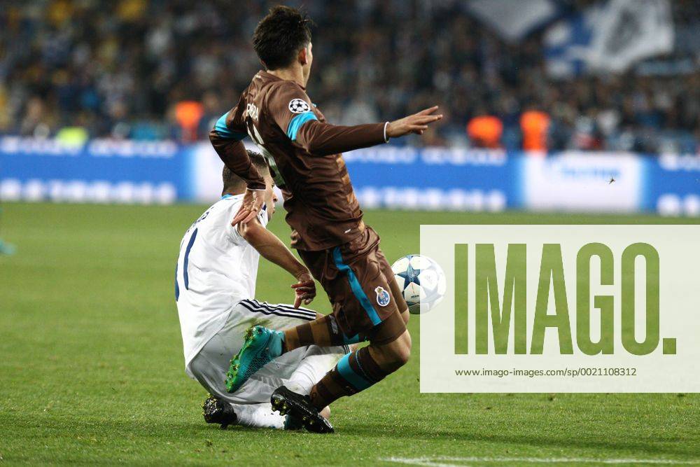 - UEFA Champions League 2015 2016 - Dynamo Kiew vs FC Porto - Hector Herrera gegen Moraes -