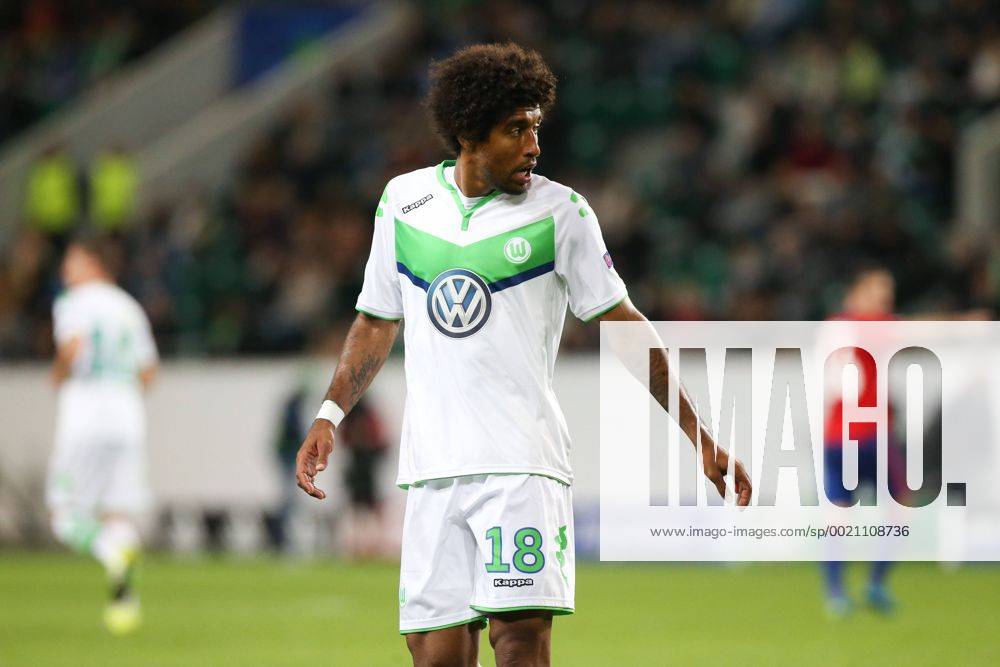 Dante (VfL Wolfsburg) - Champions League Gruppe B Saison 2015-2016 VfL Wolfsburg vs. ZSKA Moskau in der Volkswagen Arena in Wolfsburg - Einzelbild,Aktion,Deutschland, Fussball, Mann,Männer