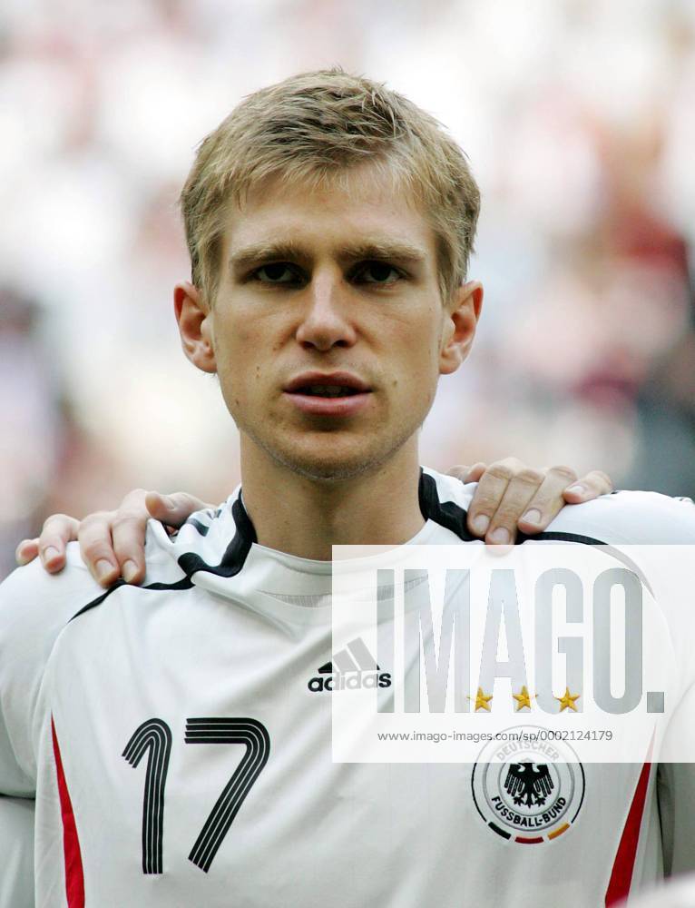Per Mertesacker (Deutschland) - Nationalhymne Fußball WM Herren WM 2006, Länderspiel, Nationalteam, Gruppe A, Eröffnungsspiel, Nationaltrikot Porträt München