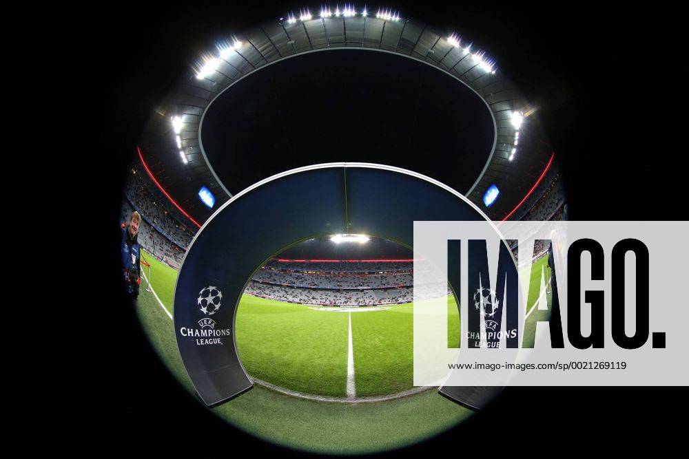 FC Bayern vs Dinamo Zagreb,1.BL, CL, Champions League, Allianz Arena, Soccer Fussball, Football, Herren, Männer 29.09.2015, CL, FC Bayern vs Dinamo Zagreb, Allianz Arena, München im Bild: Allianz Arena mit neuen Champion League Eingang
