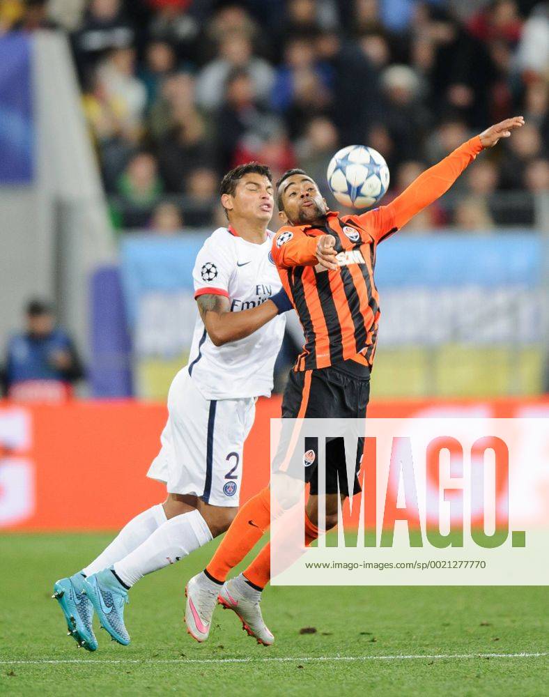 - UEFA Champions League 2015 2016 - Shakhtar Donezk vs Paris St Germain - THIAGO SILVA ALEX TEIXEIRA - 20150930PF_RO1023