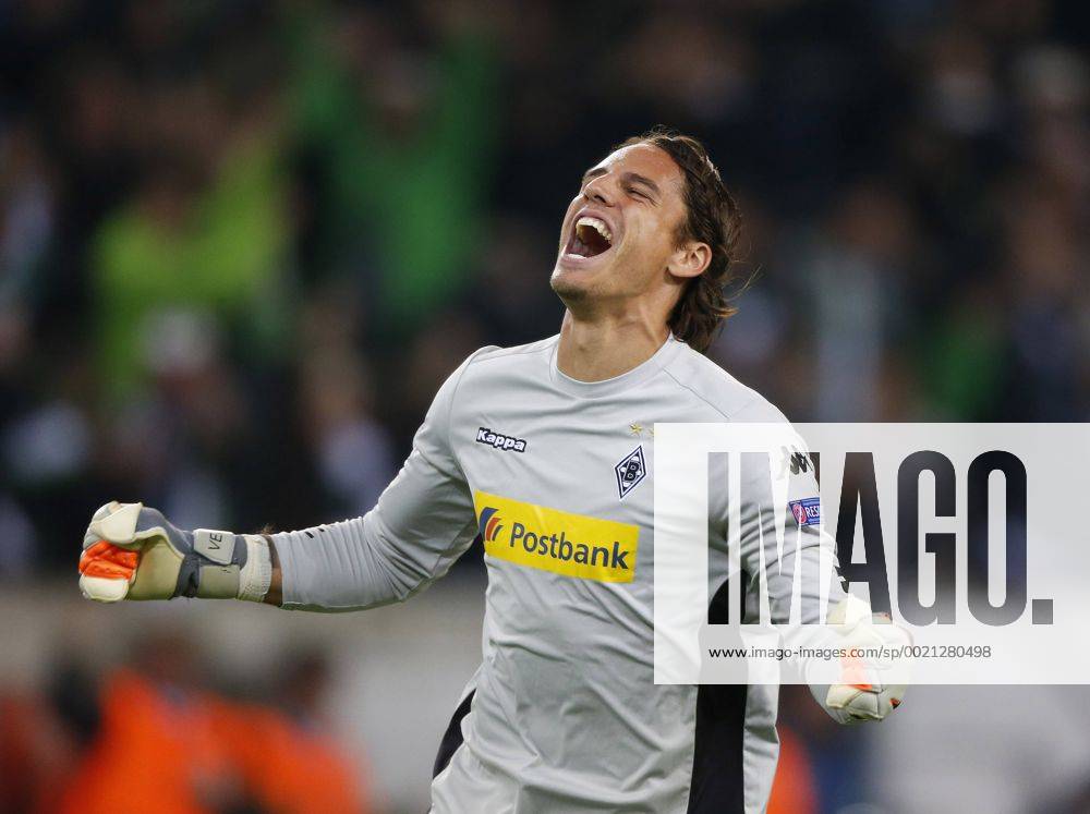 Mönchengladbach , Deutschland, UEFA Champions League , 2. Spieltag, Matchday 2 , Borussia Mönchengladbach : Manchester City1-2 im Borussia Park in Mönchengladbach am 30.09. 2015 Torwart Yann SOMMER (MG) freut sich über das 1-0 seiner Mannschaft