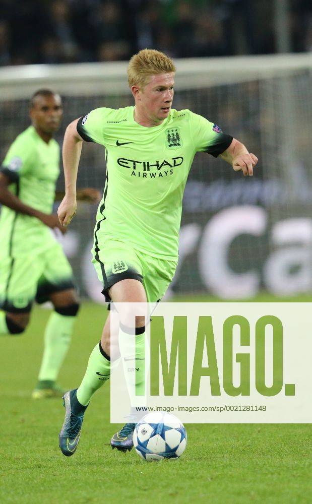 Mönchengladbach , Fussball, UEFA Champions League, Saison 2015 2016, Borussia Mönchengladbach vs Manchester City FC, 30.09.2015, Borussia Park, Mönchengladbach, Kevin de Bruyne, Manchester City FC, Aktion, Einzelbild