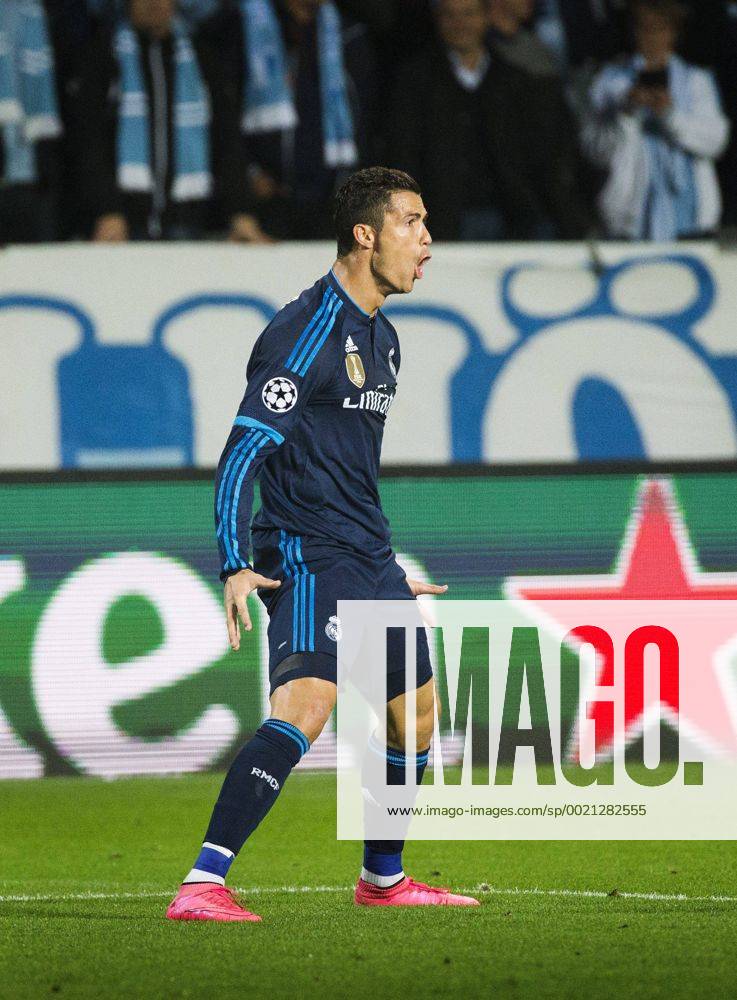 Real Madrids Cristiano Ronaldo jublar efter 1-0 during UEFA CHAMPIONS LEAGUE 2015 2016 match between Malmö FF and Real Madrid. xNILSSONxDANIELx AB88030874
