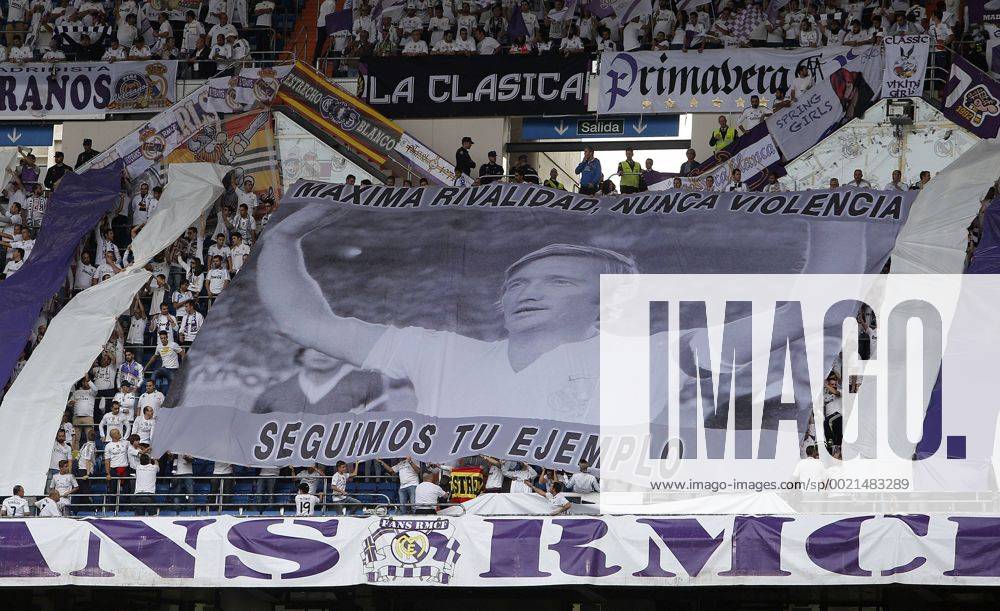Partido de futbol entre el Real Madrid y el Levante del campeonato espanol de Liga 2015 2016 celebrado en el estadio Santiago Bernabeu, en Madrid 17 10 2015. Football match between Real Madrid and Levante of the 2015 2016 Spanish League, held at the Santiago Bernabeu stadium, in Madrid 10 17 2015.