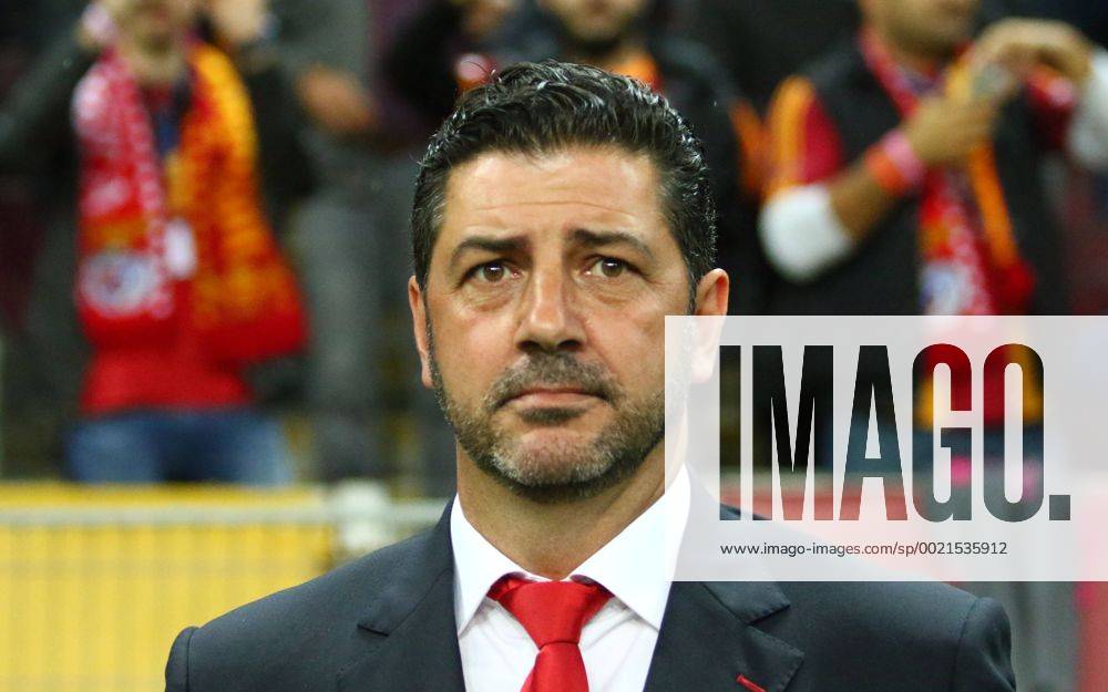 UEFA Champions League Group C football match between Galatasaray and Benfica at Turk Telekom Arena in Istanbul, Turkey, 21 October 2015. Final Score: Galatasaray 2 - Benfica 1 Pictured: Coach Rui Vitoria of Benfica.