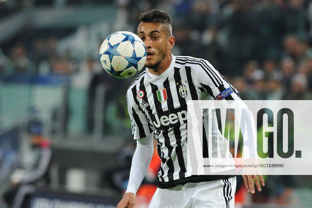 - UEFA Champions League 2015 2016 - Juventus Turin vs Borussia Mönchengladbach - roberto pereyra - ZWEIx PhotoxPressx