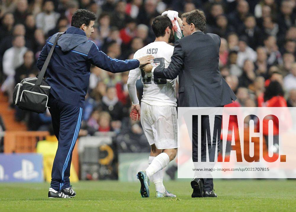Fußball, Champions League, Real Madrid - Paris St. Germain Partido de futbol entre el Real Madrid y el Paris Saint Germain de la Champions League 2015 2016, celebrado en el estadio Santiago Bernabeu, en Madrid 03 11 2015. Soccer match between Real Madrid and Paris Saint Germain of the 2015 2016 Champions League, held at the Santiago Bernabeu stadium, in Madrid 11 03 2015. Isco