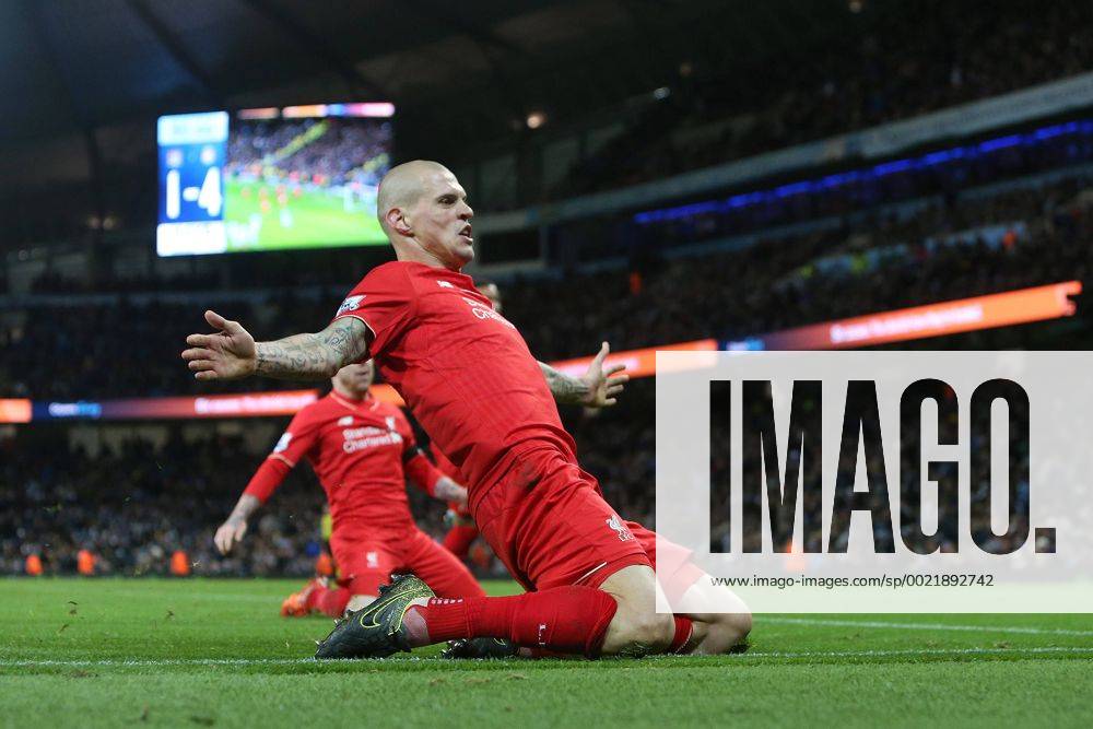 Martin Skrtel of Liverpool celebrates scoring his sides fourth goal - Manchester City vs Liverpool - Barclays Premier League - Etihad Stadium - Manchester - 21 11 2015 Pic Philip Oldham SportImage .