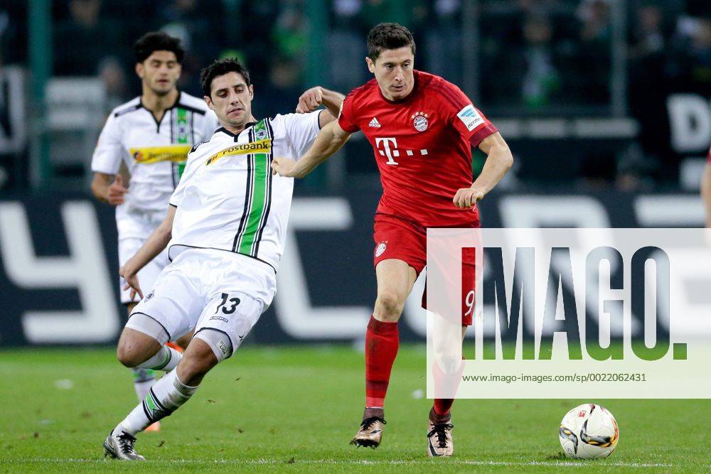 (L-R) Lars Stindl of Borussia Monchengladbach, Robert Lewandowski of Bayern Munchen during the Bundesliga match between Borussia M& 246;nchengladbach and Bayern M& 252;nchen on December 5, 2015 at the Borussia-Park in M& 246;nchengladbach, Germany. Borussia M& 246;nchengladbach v Bayern M& 252;nchen Bundesliga 2015 2016 LaurensxLindhoutxIVx 4666946