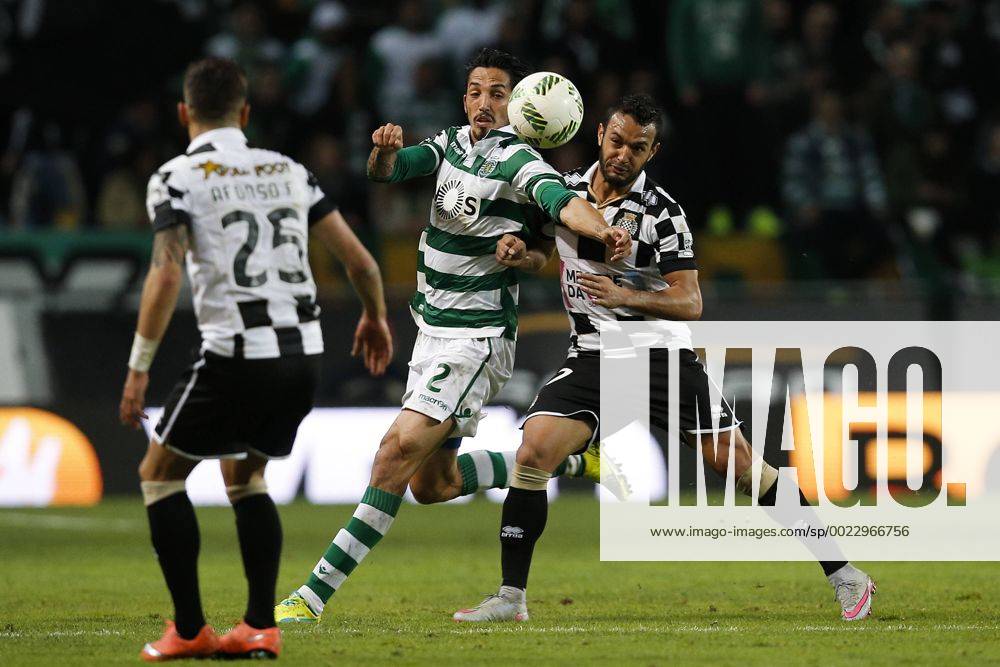 Lisbon, Portugal - Sporting s midfielder Ezequiel Schelotto (C) vies for the ball with Boavista s midfielder Anderson Carvalho (R) and Boavista s midfielder Afonso Figueiredo (L) during the Portuguese League football match between Sporting CP and Boavista FC at Jose Alvalade Stadium in Lisbon on February 21, 2016. NURPHOTO CARLOS PALMA. FBL-LIGA-POR-SPORTING-BOAVISTA - ZUMAn230