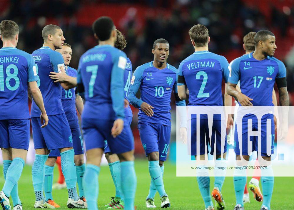 Wembley Stadium, London, England. International Football Friendly England versus Netherlands. Netherlands Midfielder Georginio Wijnaldum and his team celebrate their win at full time Kertonx ActionPlus11723589