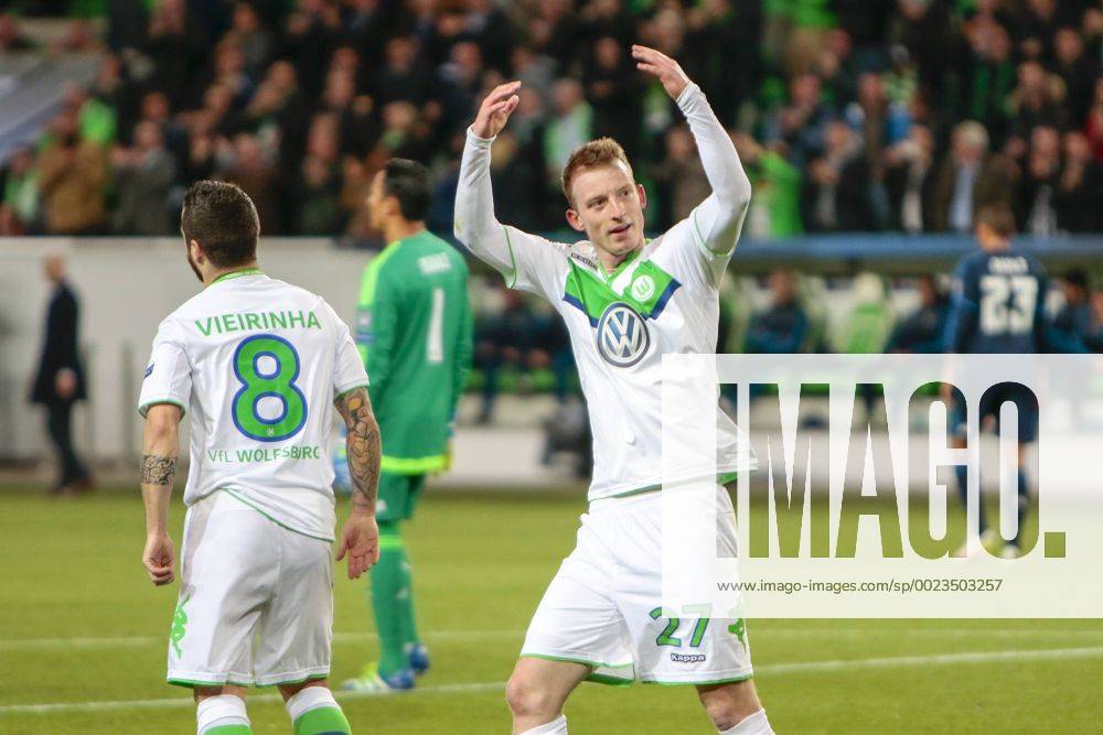 Fußball, UEFA Champions League, VfL Wolfsburg - Real Madrid CF; Maximilian Arnold (Wolfsburg, 27) Jubel, Torjubel, Freude, Emotion, Torerfolg, Aktion, action, goal, goal celebration, celebrates.