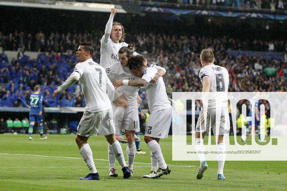 Lissabon Cristiano Ronaldo ( Real Madrid ) Luka Modric ( Real Madrid ) Gareth Bale ( Real Madrid ) Marcelo ( Real Madrid ), Real Madrid vs. VfL Wolfsburg, Fussball, Champions League Viertelfinale, 12.03.2016,