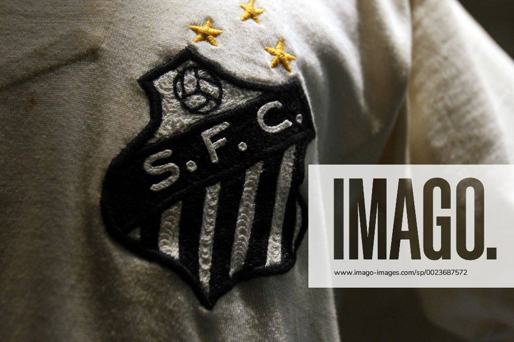 Trkot Sao Paulo FC - Pele, el Rey de Futbol - Pele, König des Fußballs - Ausstellung im Museo de la Moda in Santiago de Chile