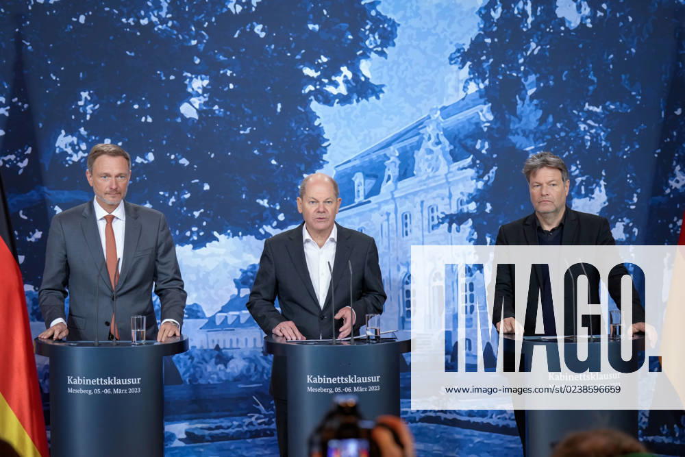 Kabinettklausur auf Schloss Meseberg Aktuell, 06.03.2023 Schloss Meseberg, Bundesfinanzminister Christian Lindner (FDP) gemeinsam mit Bundeskanzler Olaf Scholz (SPD) und Wirtschafts- und Klimaminister Robert Habeck (Gruene) bei der Pressekonferenz nach der Klausurtagung des Bundeskabinetts im Gartenhaus von Schloss Meseberg Meseberg Brandenburg