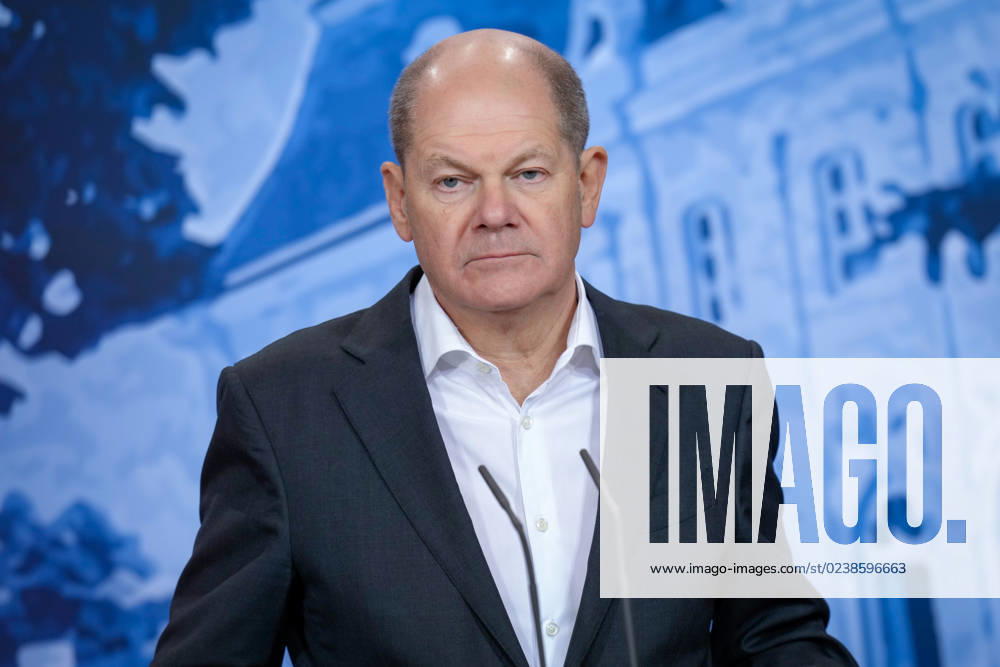Kabinettklausur auf Schloss Meseberg Aktuell,06.03.2023 Schloss Meseberg, Bundeskanzler Olaf Scholz (SPD) im Portrait bei den Pressekonferenz nach der Klausurtagung des Bundeskabinetts bei der Klausurtagung des Bundeskabinetts im Gaestehaus Schloss Meseberg Meseberg Brandenburg
