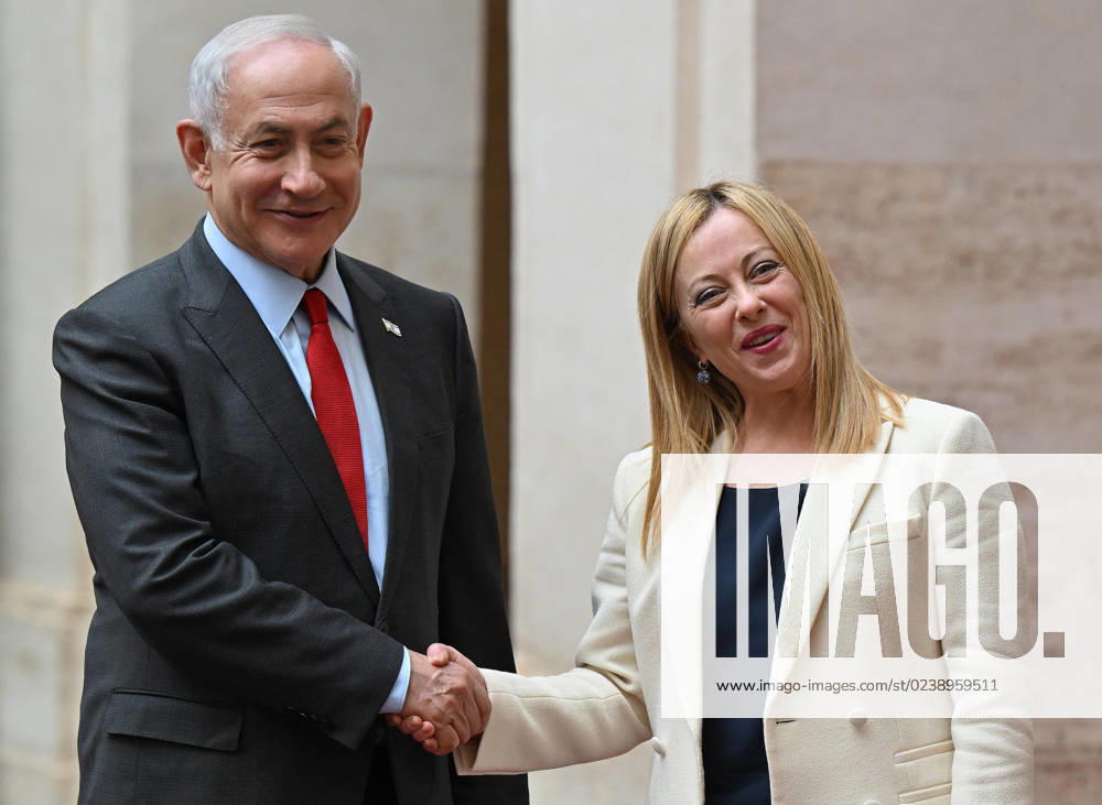 Italian Prime Minister Giorgia Meloni (R) welcomes Israeli Prime Minister Benjamin Netanyahu (L) at the Chigi palace in Rome, Italy, 10 March 2023. ANSA ETTORE FERRARI. ROME ITALIA - ZUMAa110 20230310_zaf_a110_027