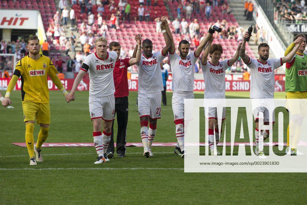 Die Koelner Spieler bedanken sich bei ihren Fans, nach dem Spiel. V.l.n.r.:Torwart Timo HORN (K, Nr. 1), Frederik Hillersborg SOERENSEN (SÖRENSEN) (K, Nr. 4), Anthony MODESTE (K, Nr. 27), Mergim MAVRAJ (K, Nr. 19), Yuya OSAKO (K, Nr. 13) und Dominic MAROH (K, Nr. 5). LaOla, Jubel, Freude. Fussball 1. Bundesliga, 33. Spieltag, 1. FC Koeln (K) - SV Werder Bremen (HB), 0:0, am 07.05.2016 in Koeln (Köln) Deutschland. Â