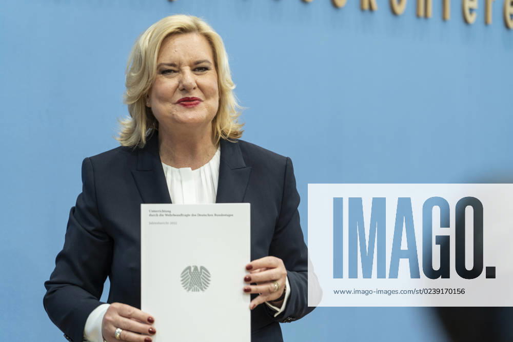 Bundespressekonferenz in Berlin - Vorstellung Jahresbericht 2022 der Wehrbeauftragten des Deutschen Bundestags Eva Högl ;Bundespressekonferenz in Berlin - Vorstellung Jahresbericht 2022 der Wehrbeauftragten des Deutschen Bundestags Eva Högl , Berlin Berlin Deutschland Haus der Bundespressekonferenz