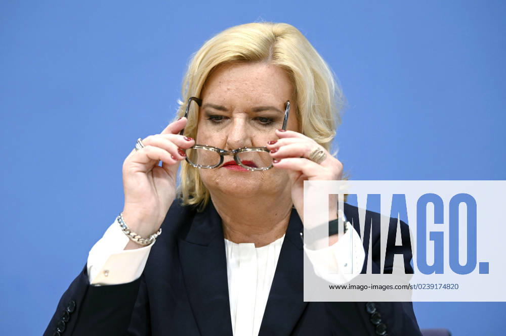 Eva Högl bei der Bundespressekonferenz zur Vorstellung des Jahresberichtes 2022 im Haus der Bundespressekonferenz. Berlin