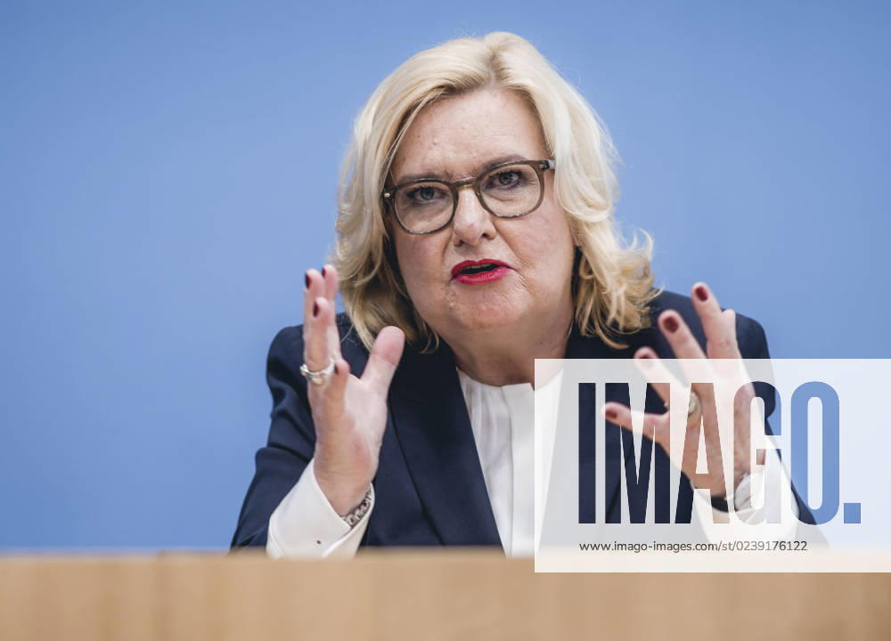 Die Wehrbeauftragte des Deutschen Bundestages, Eva Hoegl (SPD) im Rahmen der Vorstellung des Jahresberichtes 2022 in der Bundespressekonferenz. Berlin, 14.03.2023. Berlin Deutschland