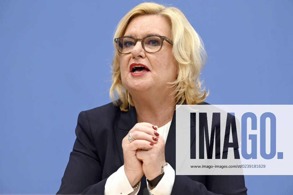 Eva Högl bei der Bundespressekonferenz zur Vorstellung des Jahresberichtes 2022 im Haus der Bundespressekonferenz. Berlin