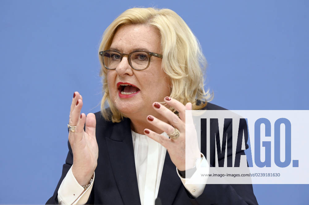 Eva Högl bei der Bundespressekonferenz zur Vorstellung des Jahresberichtes 2022 im Haus der Bundespressekonferenz. Berlin