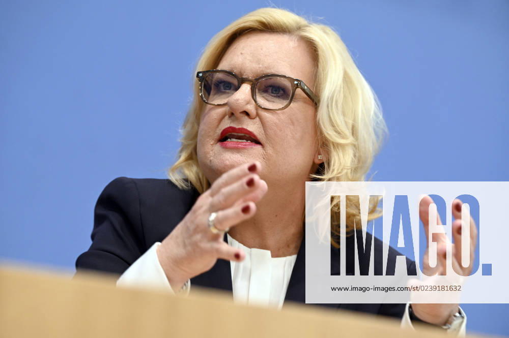 Eva Högl bei der Bundespressekonferenz zur Vorstellung des Jahresberichtes 2022 im Haus der Bundespressekonferenz. Berlin