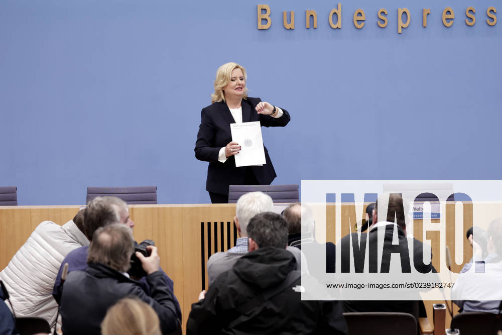 Eva Hoegl, Wehrbeauftragte des Deutschen Bundestages, SPD, PK zu - Vorstellung des Jahresberichtes 2022, DEU, Berlin
