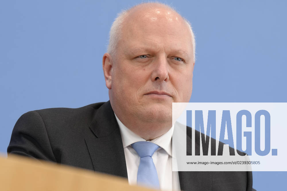 Bundespressekonferenz Vorstellung des Tätigkeitsberichtes des BfDI Aktuell,15.03.2023, Berlin, Prof. Dr. Ulrich Kelber im Portrait bei der Vorstellung des Taetigkeitsberichtes des BfDi Berlin Berlin Deutschland
