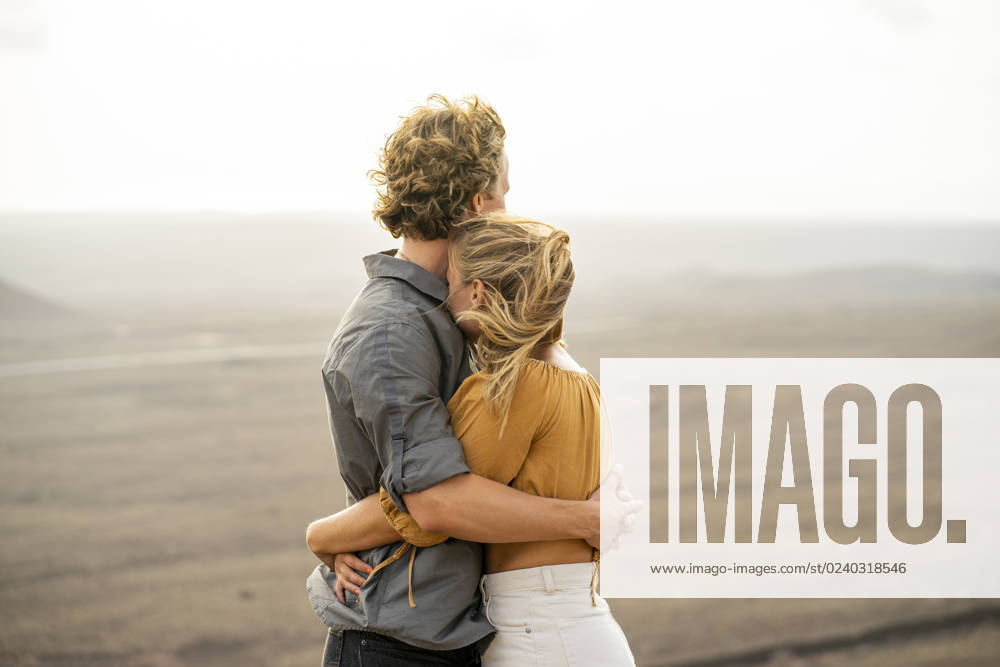 Romantic young couple embracing each other model released, Symbolfoto, FBAF02102