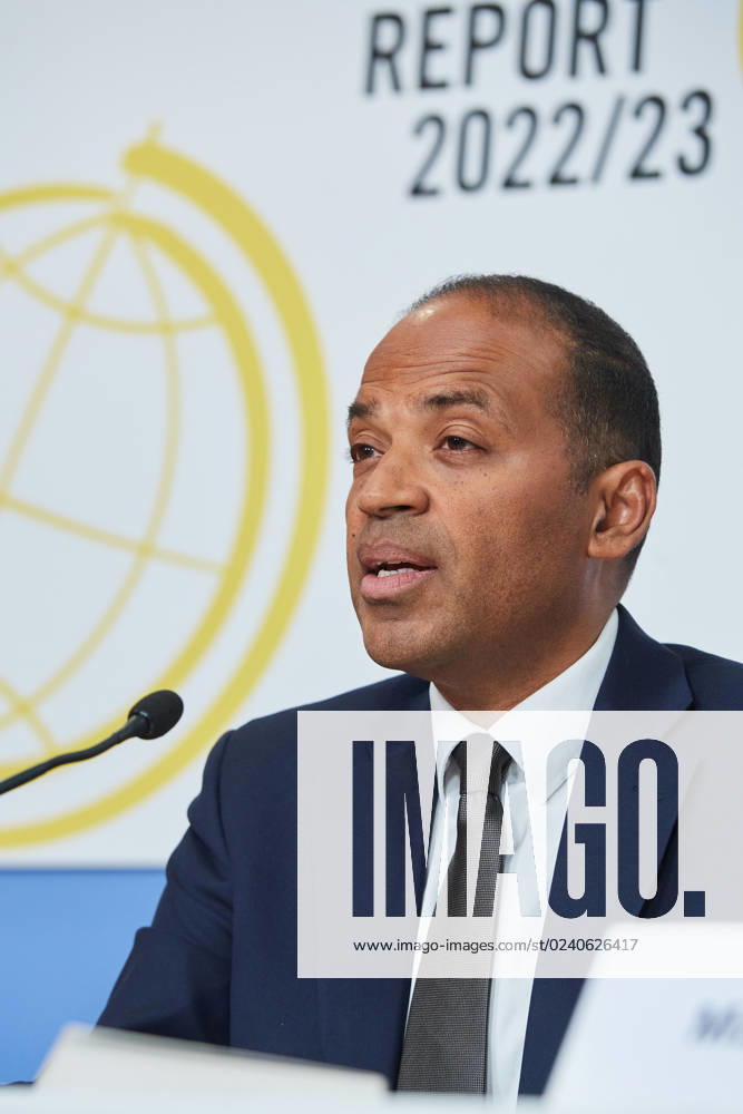Markus N. Beeko, Generalsekretaer von Amnesty International in Deutschland, am 27.03.2023 bei der Vorstellung des Amnesty International Reports 2022 23 in Berlin. Krieg, Krisen und Unterdrueckung haben laut dem juengsten Amnesty-Report im vergangenen Jahr weltweit zu Massenprotesten gefuehrt. Zugleich waren mit 103 Millionen Menschen so viele auf der Flucht wie nie zuvor, wie aus dem am Dienstag in Berlin veroeffentlichten Bericht der Menschenrechtsorganisation hervorgeht. Massenproteste habe es unter anderem im Iran, in Peru, China und zuletzt in Georgien gegeben. Der Report dokumentiert die Menschenrechtslage in 156 Staaten. (Siehe epd-Meldung vom 28.03.2023)